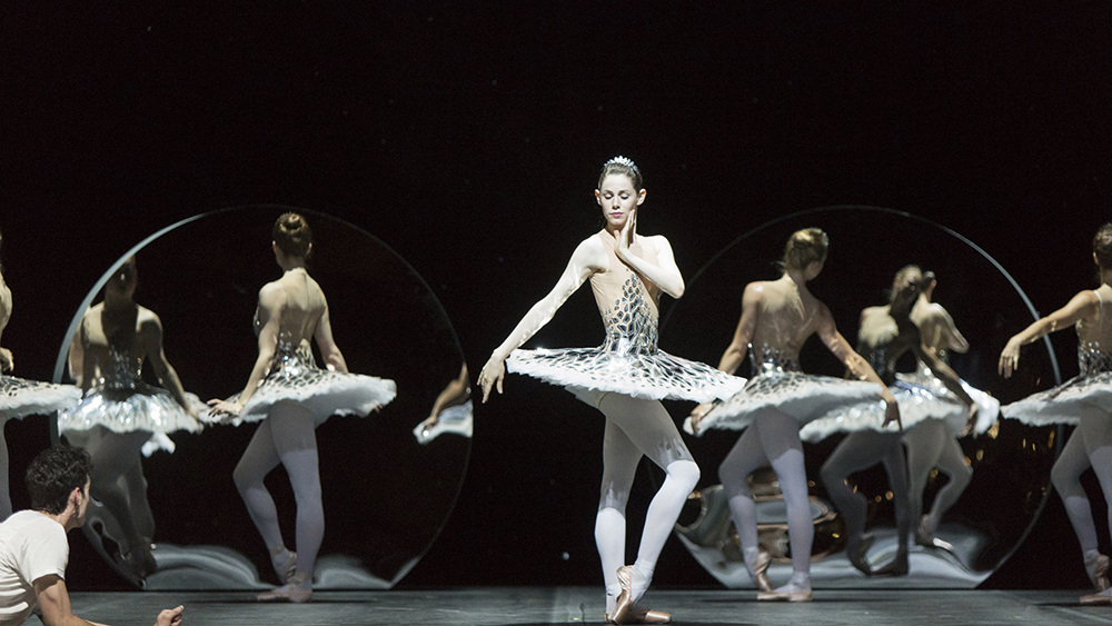 Alexandra MacDonald in Le Petit Prince. 