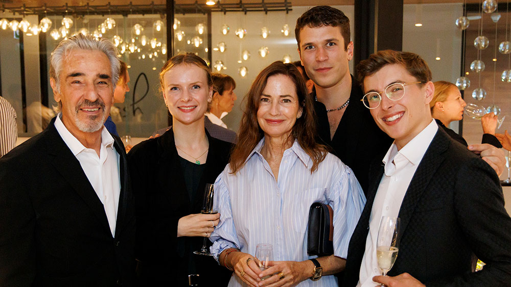 Artists and guests of the Ballet