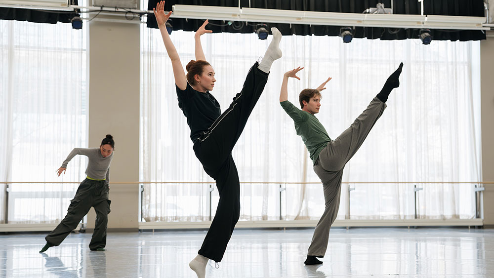 Artists of the Ballet in rehearsal