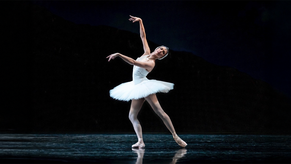 Sasha Mukhamedov in Helgi Tomasson's Swan Lake. Photo by Lindsey Thomas.