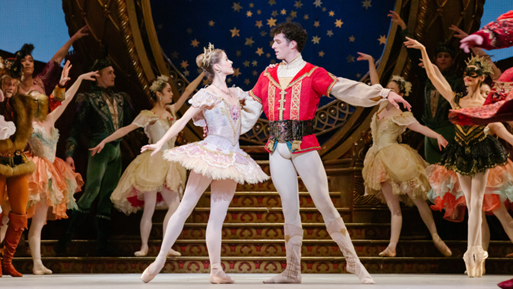 Heather Ogden and Christopher Gerty with Artists of the Ballet in The Nutcracker. 