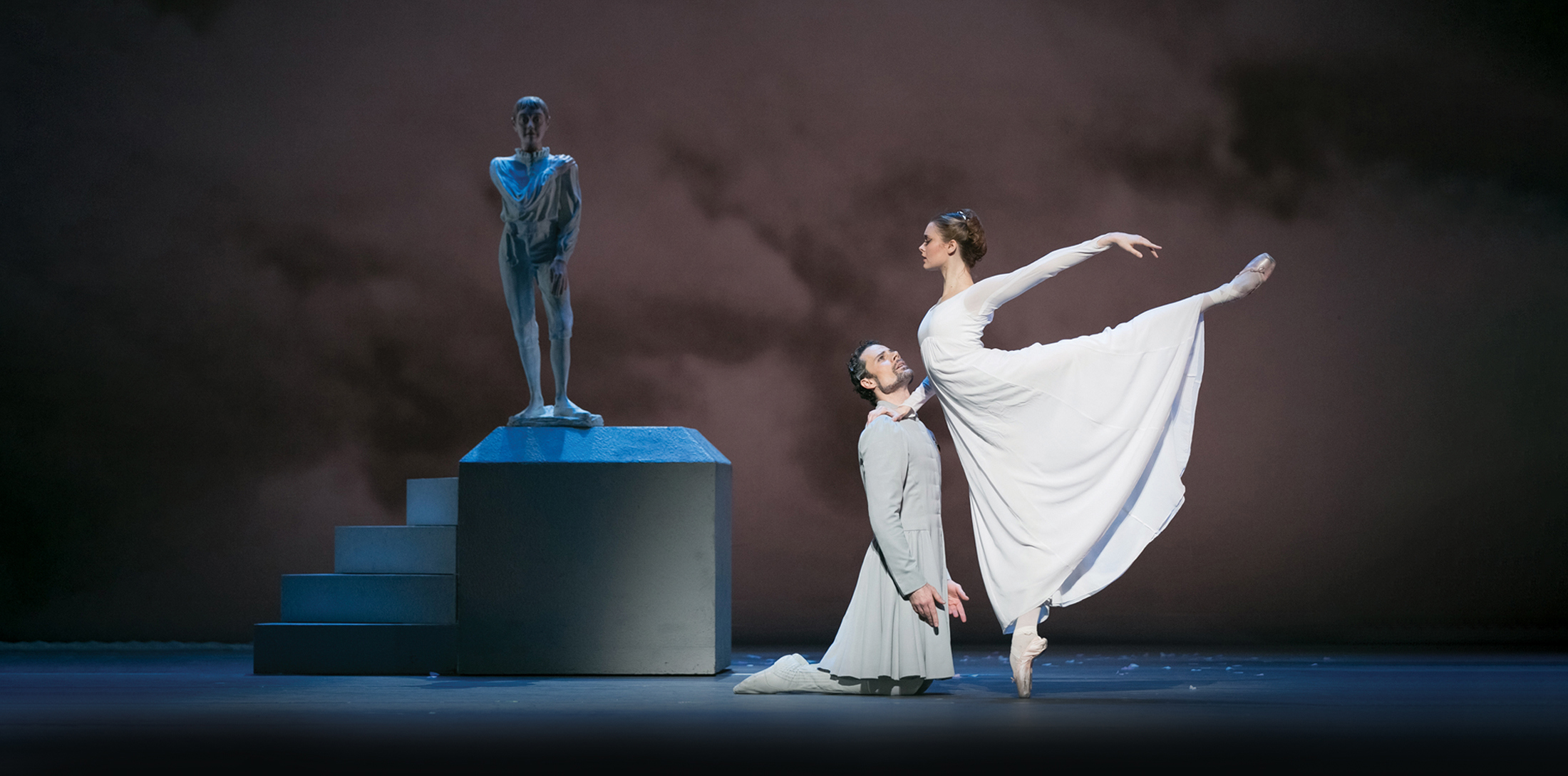 Former First Soloist Hannah Fischer and Former Principal Dancer Piotr Stanczyk in The Winter's Tale. Photo by Karolina Kuras. 