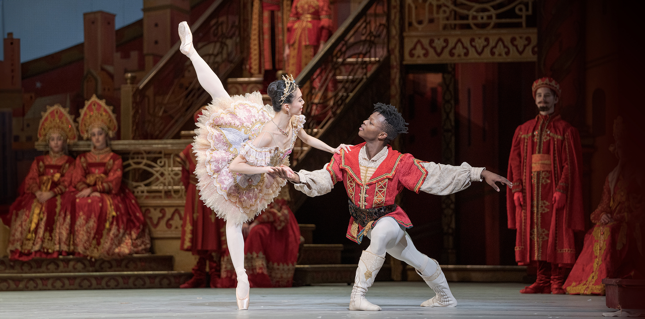 Tirion Law and Siphesihle November in The Nutcracker.