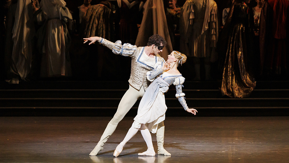 Christopher Gerty and Genevieve Penn Nabity in Romeo and Juliet. Photo by Bruce Zinger.