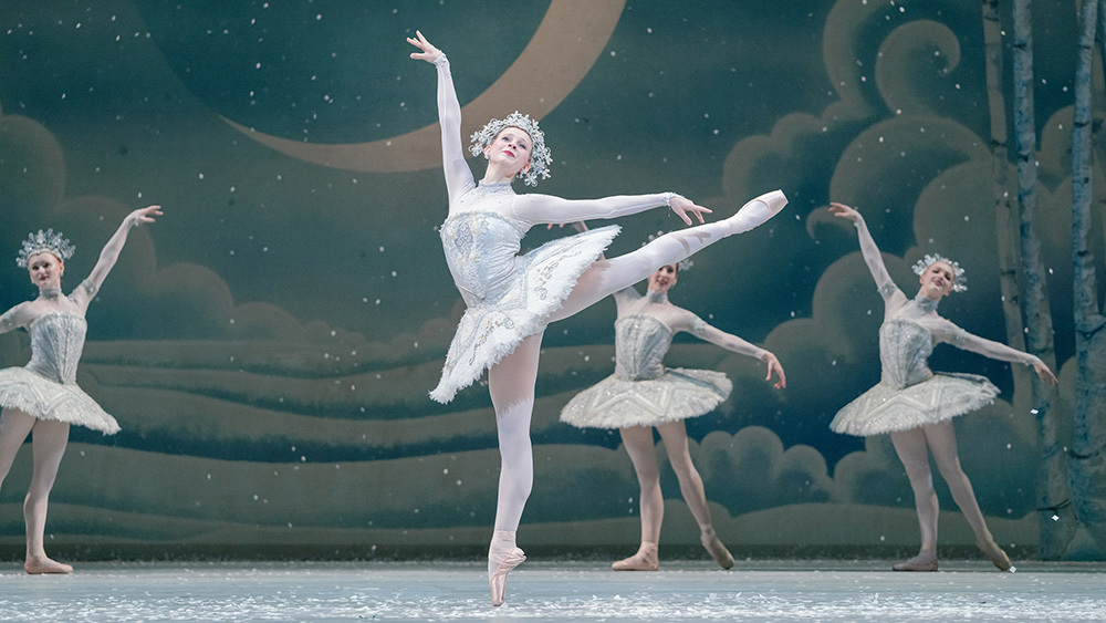 Genevieve Penn Nabity in The Nutcracker.