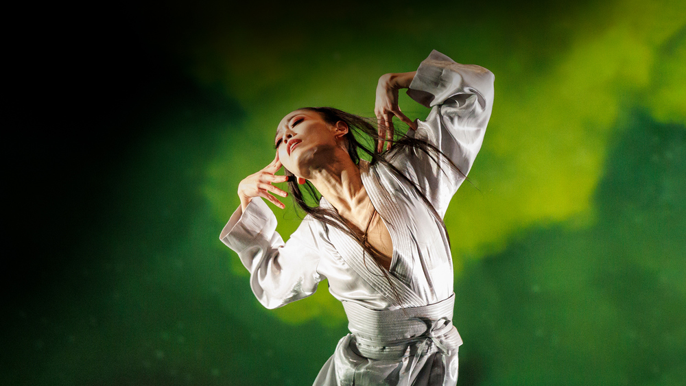 Koto Ishihara in MADDADDAM. Photo by Bruce Zinger.