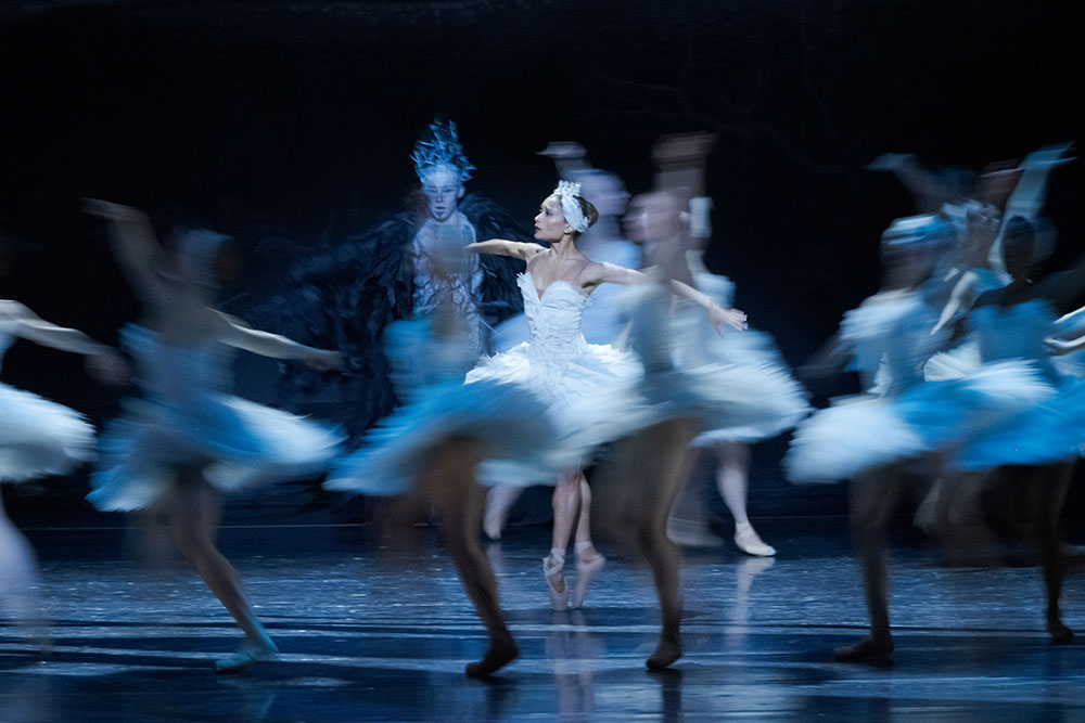 Tina Pereira in Swan Lake