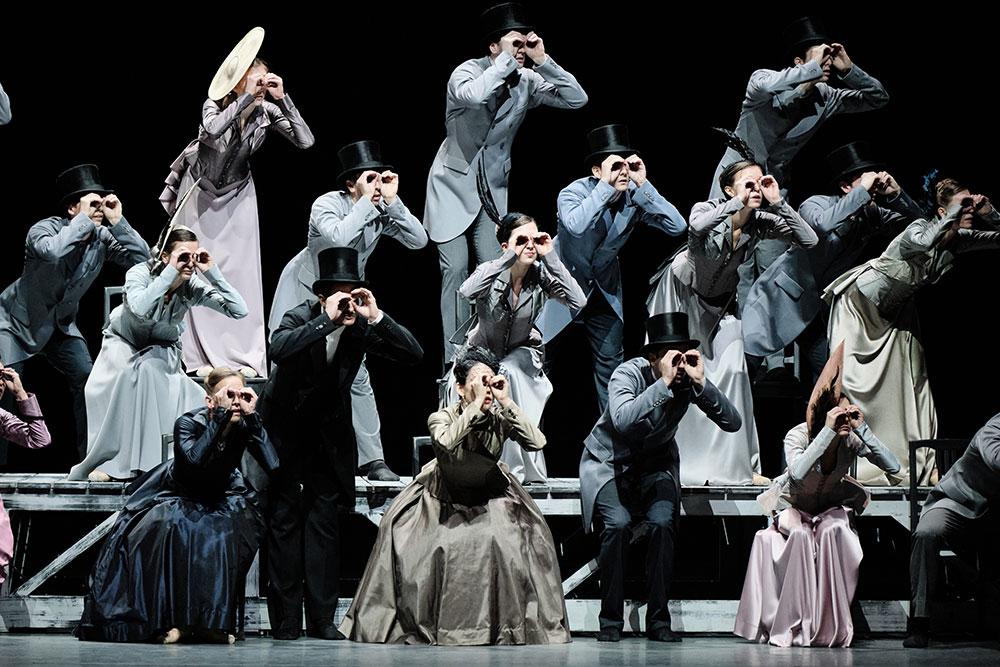 Artists of Ballett Zürich in Anna Karenina.